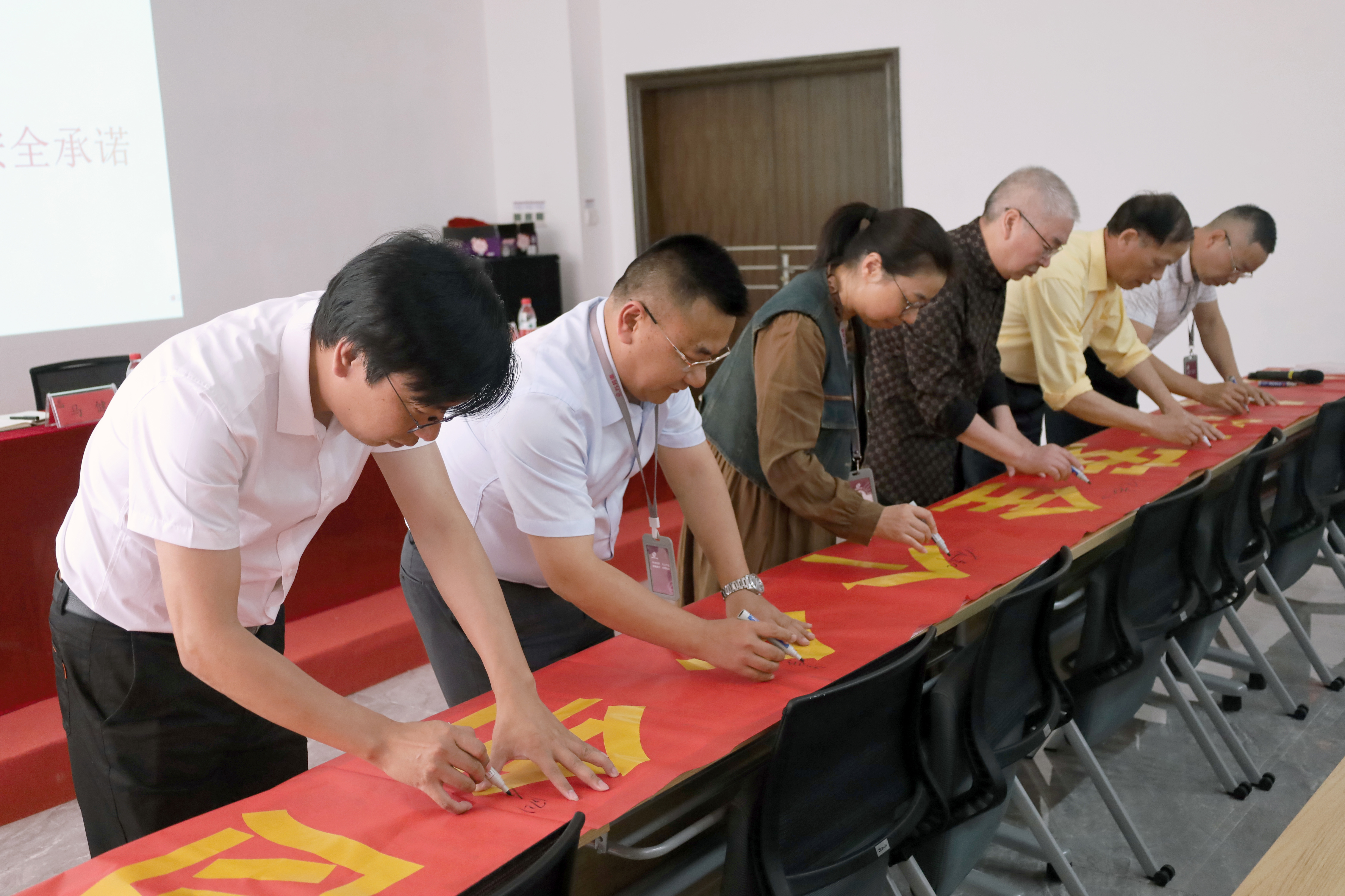 97���ʡ�(�й���)���Źٷ���վ